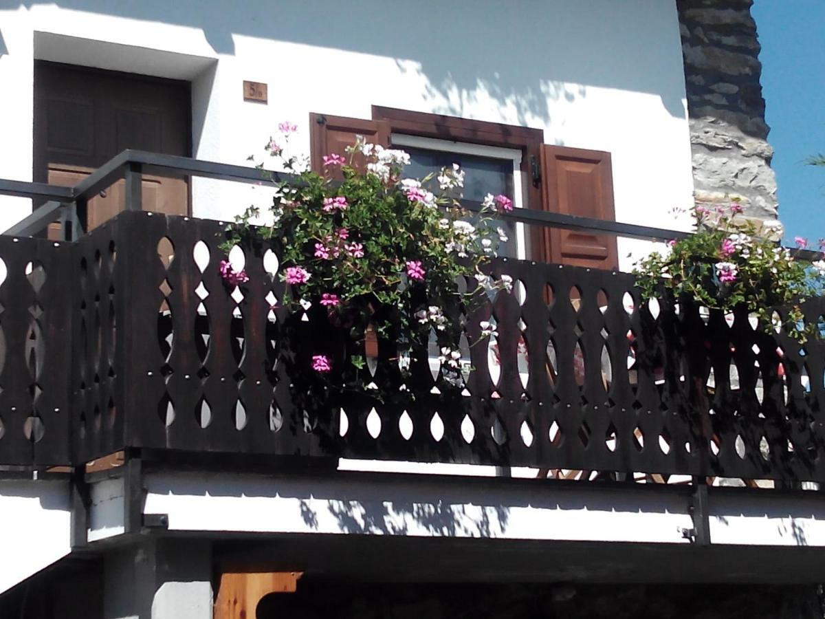 Maison Mey - Cir Vda Gignod 008 Аоста Екстер'єр фото
